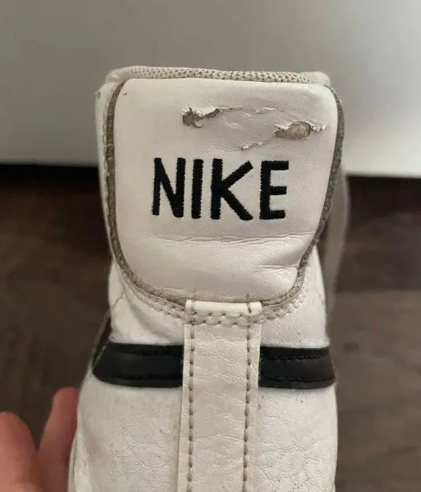 Nike Blazers - Image 5