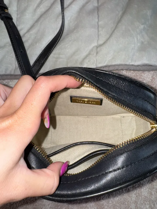 Tory Burch Kira Chevron Small Camera Bag - Image 5