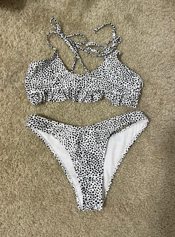 Swim Suit Size M - Image 2