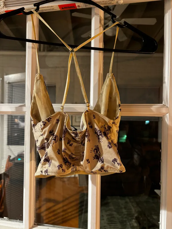 Urban Outfitters Croptop - Image 2
