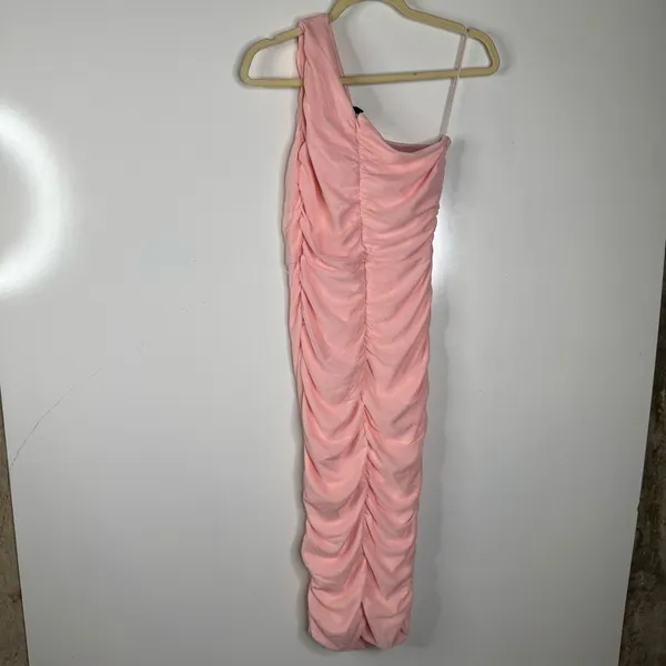 Love x Design One Shoulder Ruched‎ Pink Midi Dress Size Medium - Image 4