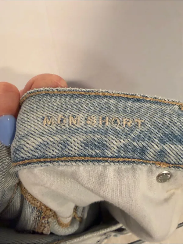 Distressed Light Wash‎ American Eagle Mom Denim Shorts - Image 3