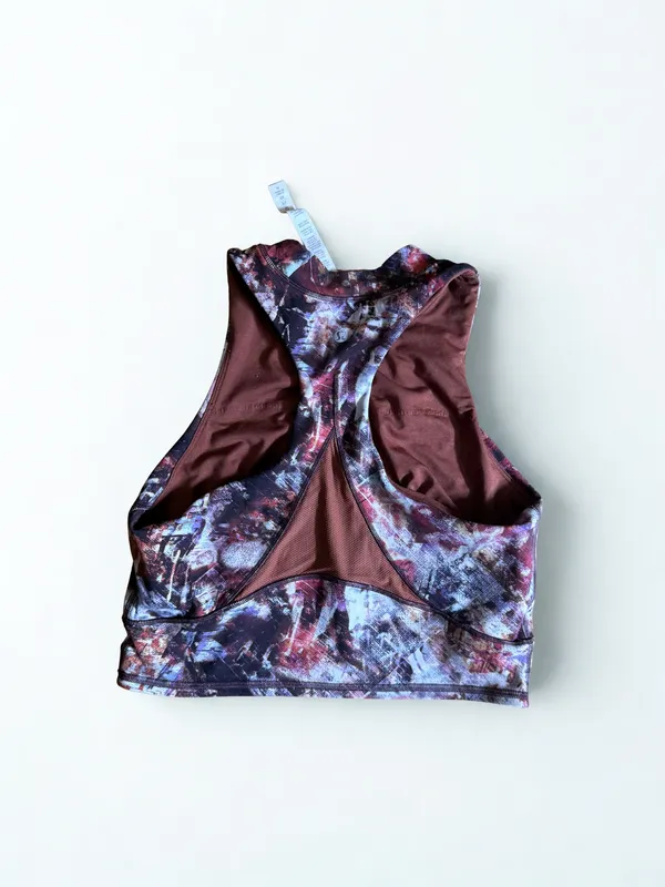 Lululemon Everlux and Mesh Cropped Tank Urbantricity Multi Women's Size 8 - Image 3
