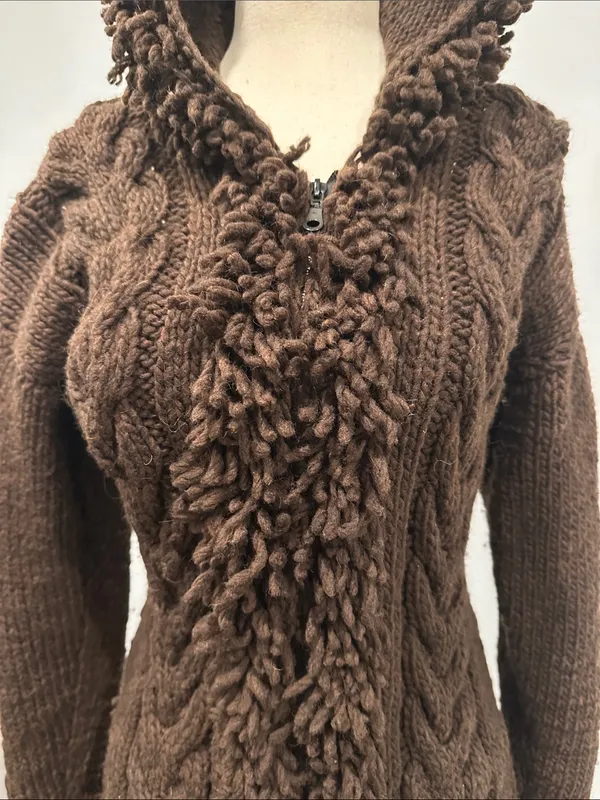 Sisandina Chunky Cable Knit Hooded Cardigan in Dark Brown - Image 2