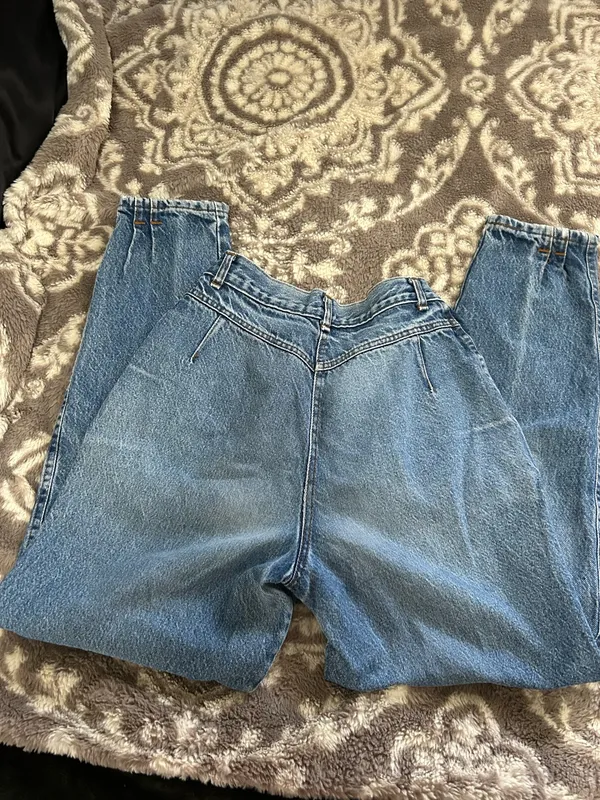 Sunset blue jeans Size 6 - Image 6