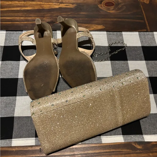 Gold Glitter Heels and Clutch Set 7 - Image 4