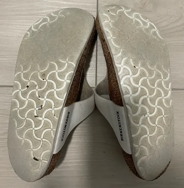 Birkenstock Gizeh Sandals - Image 5