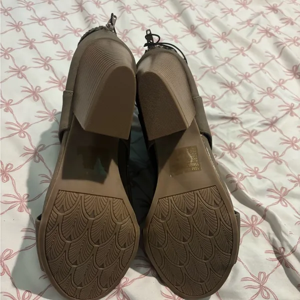 Maurices Brown Women's Oped Toe Heel Boots size 10 - Image 6