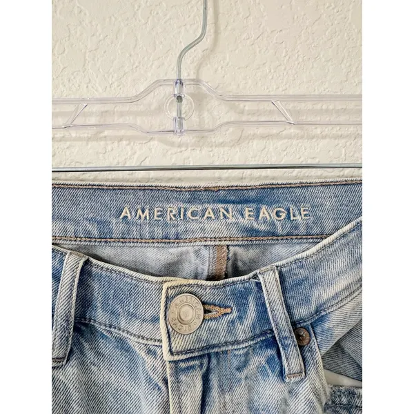 American Eagle 90s Straight Jean Light Wash High Rise Relaxed Denim Women's 4 - Image 4