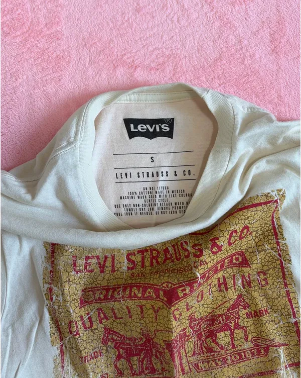 Levi’s Cropped T-Shirt - Image 4