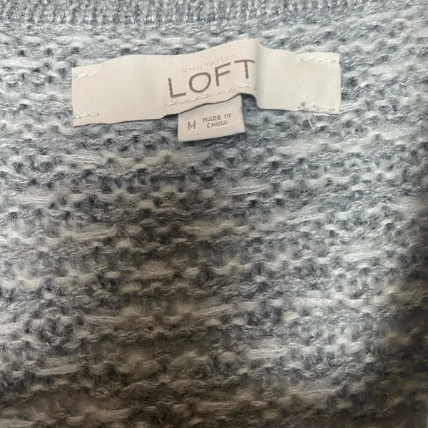 LOFT Women’s Gray Textured Knit Cardigan Sweater Shawl Collar Fall Chic M - Image 4