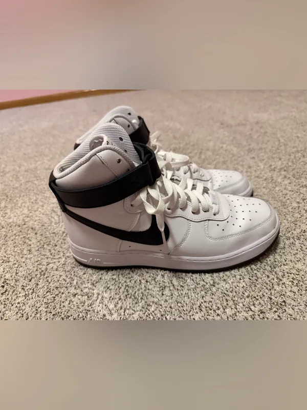 Nike BRAND NEW W Air Force 1 high top - Image 3