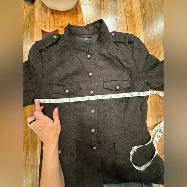 H&M Black Utility Jacket with Structured Stand Collar - Image 6