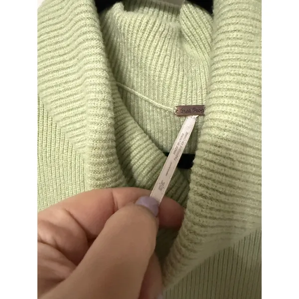 Free People Easy Street Tunic Sweater Sage Green Ribbed Turtleneck Oversized M - Image 4