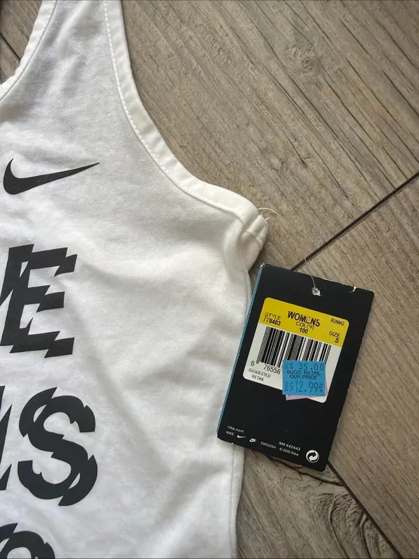 Nike Women's Size S Dri-FIT "Nike Runs This" Graphic Running Tank Top. NWT - Image 9