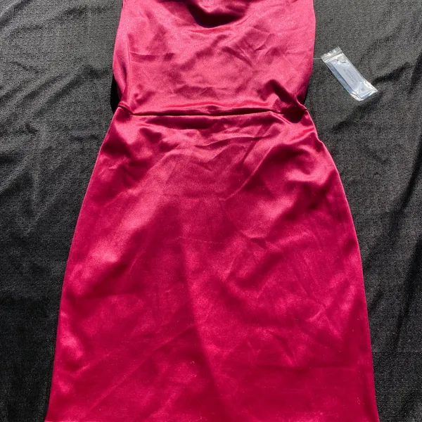💖 NWT Planet Gold Small Hot Pink Satin Gold Chain Strap Dress 💖 - Image 4