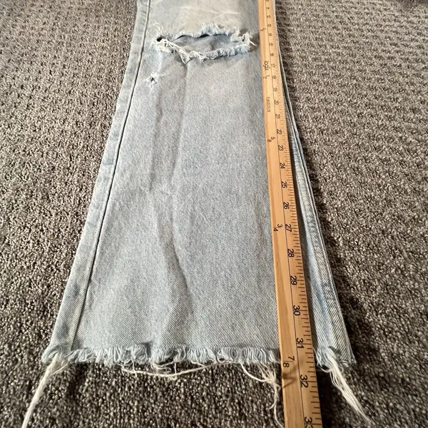 Zara High Rise Straight Leg Jeans Womens 6 Light Wash Distressed Raw‎ Hem - Image 7