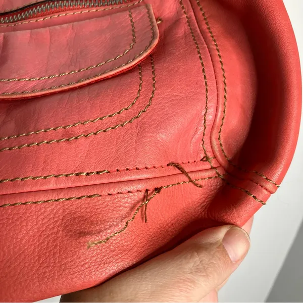 Fossil‎ coral leather shoulder bag Y2K vintage casual women’s medium size - Image 2