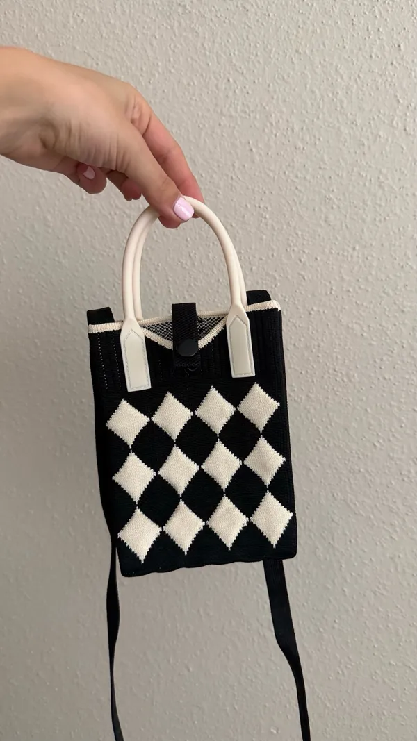 Phone Crossbody Black - Image 2