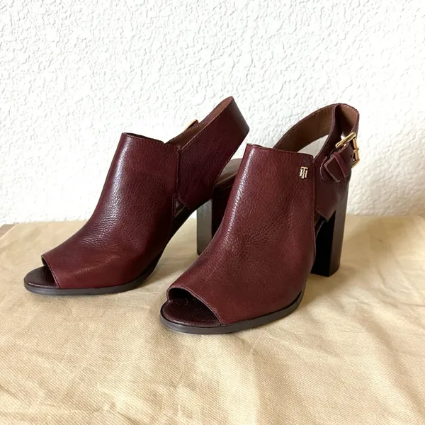 Tommy Hilfiger Leather Sling back Heels - Image 3