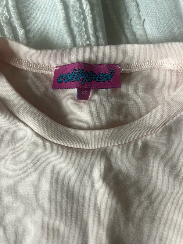 Edikted Baby Tee 8-Ball - Image 3