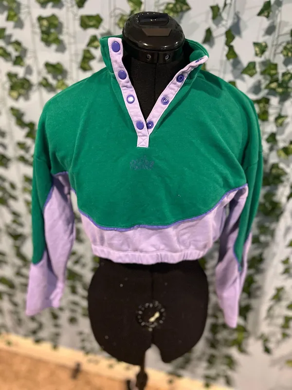 Nike cropped crewneck - Image 3