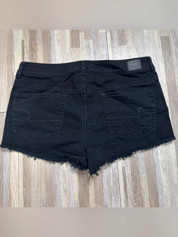 American Eagle Outfitters Black Distressed Denim Shorts Women’s Size 14 - Image 5