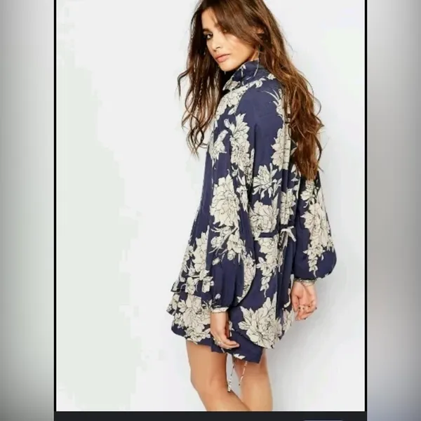 Free People Blue Floral Shake It Mini Dress Size XS. - Image 2