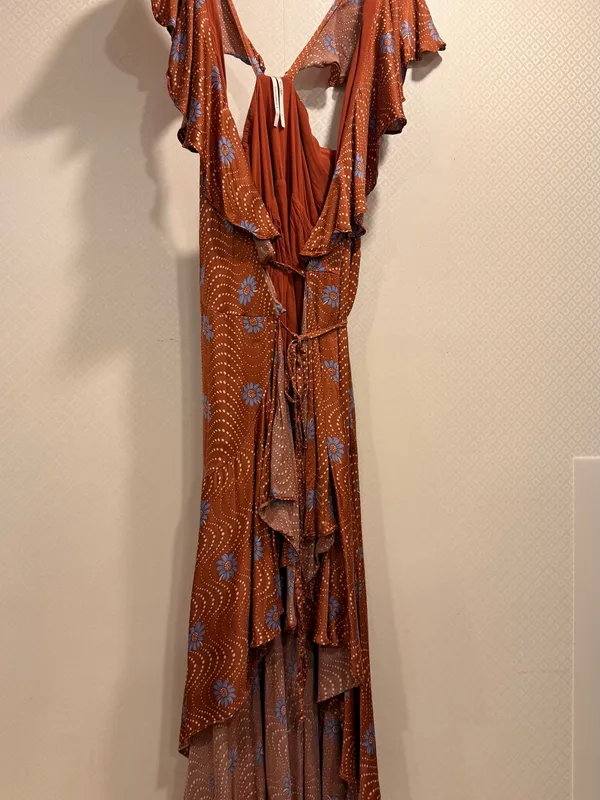 Anthropologie Ruffle-Sleeve Printed-Wrap Rust Midi Dress with Blue Floral Print - Image 4