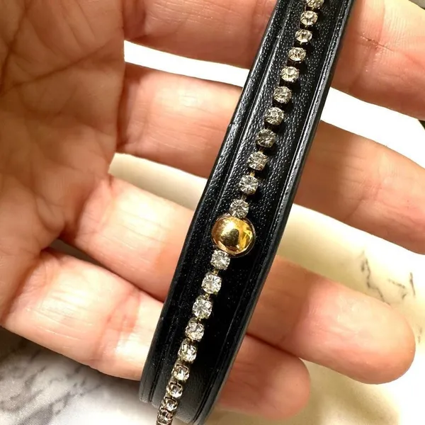 Yik Fung black leather rhinestone bracelet - Image 4