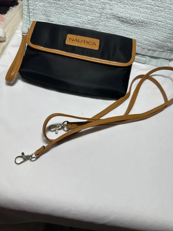 Nautica Black and Tan Wristlet Clutch with crossbody strap NWT - Image 4