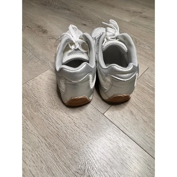 Nicole Miller White Metallic Mesh Silver Athletic Sneakers‎ Fashion Shoes 7.5 - Image 5