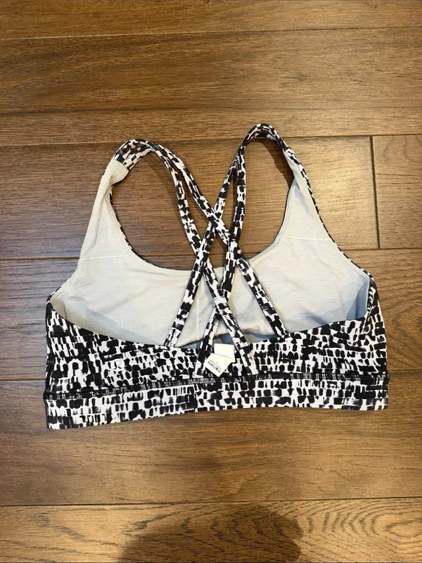Lululemon Energy Bra Medium Support, B-D Cup Size 8 - C30-086 - Image 2