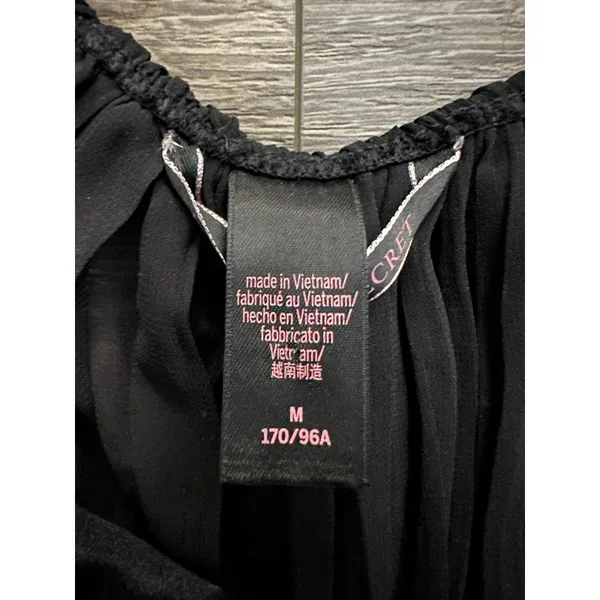 Victoria’s Secret Lace Pleated Babydoll Nighty size Medium - Image 4