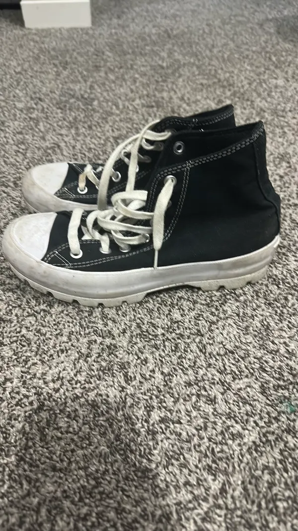 Women’s Chuck Converse Taylor Platform - Image 2