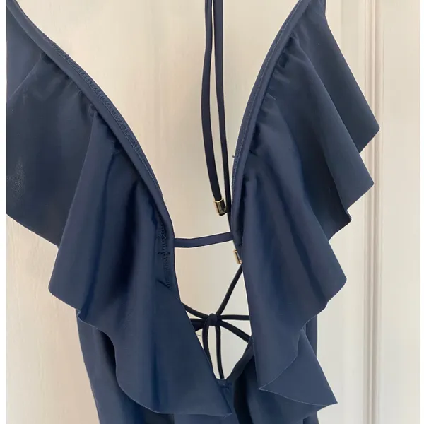 Abercrombie & Fitch Navy Blue Ruffle Plunge‎ Halter One Piece Swimsuit Small NEW - Image 6