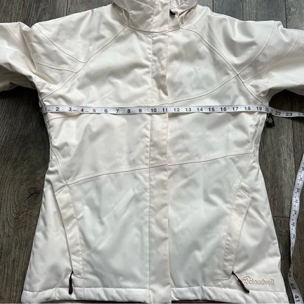 Cloudveil Jackson Hole, Wyoming Women's Koven Ski Snowboarding Jacket Medium - Image 9