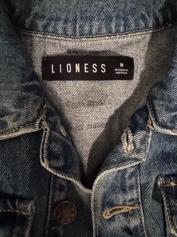 Lioness denim Jean romper NWOT - Image 2