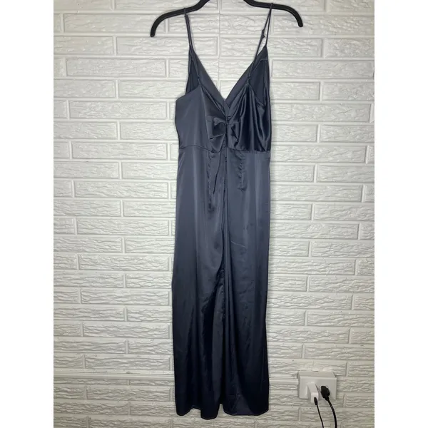 ASTR the label twist front special Occasion dress front slit women's size medium - Image 5