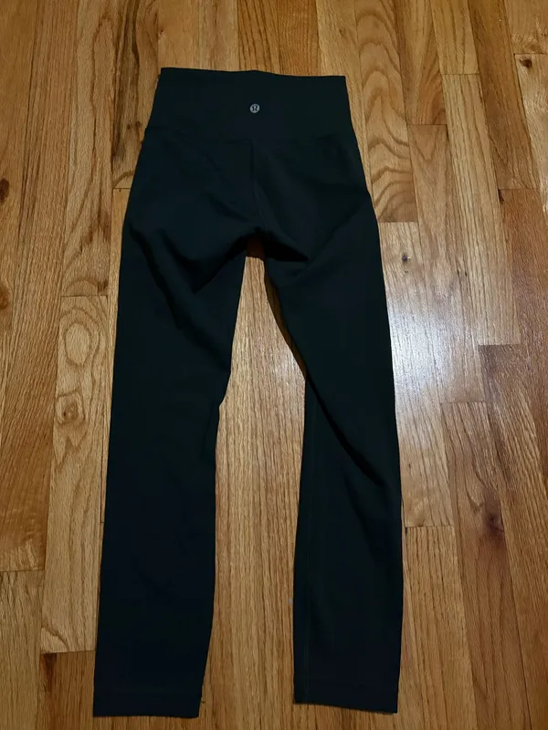 Lululemon Align High-Rise Cropped 23” Leggings – Size 2 (Like New) - Image 3