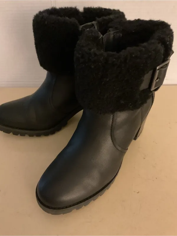 UGG women Black leather shearling platform waterproof heel boots US 7.5 - Image 10