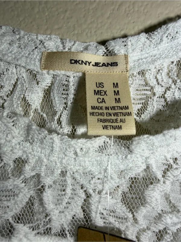 DKNY White Lace Yoke Short Sleeve Top - Image 5