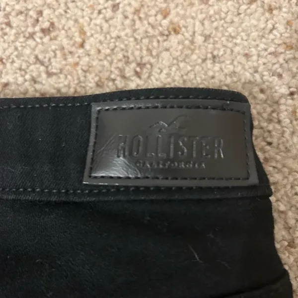 Women’s Hollister Jeans - Image 4