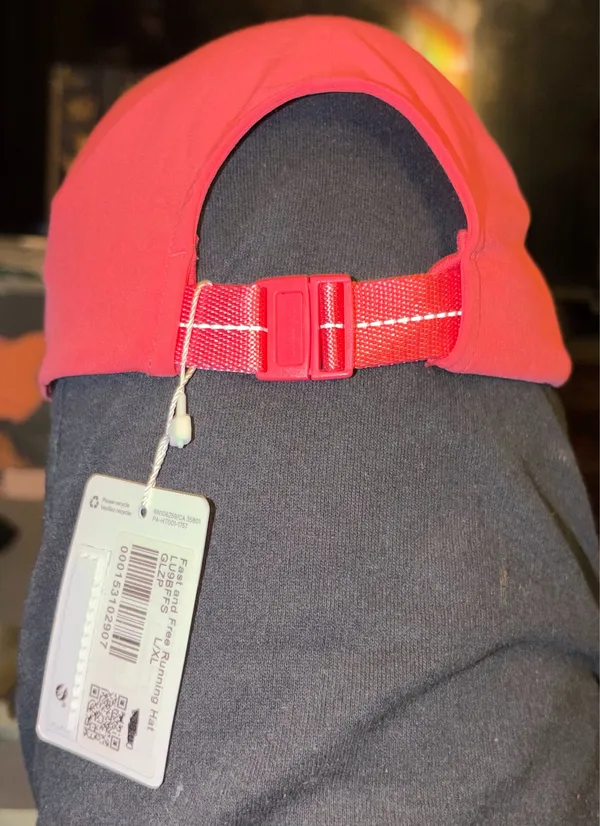 Lululemon Running Hat Cap Lightweight Stretch Coral Pink Fast Free Women's L/XL - Image 4