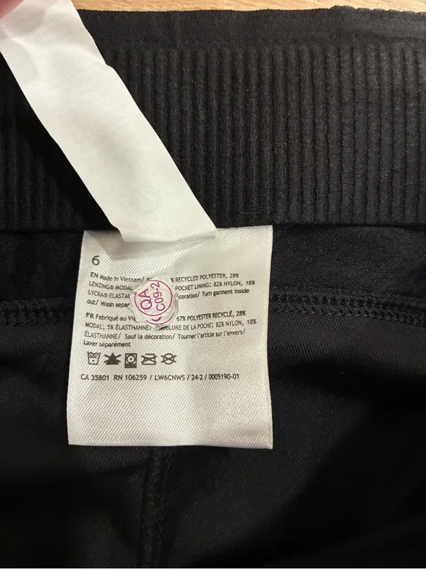 NWT Lululemon Ribbed Softstreme Zip Leg High Rise Cropped Pants 25” Black Size 6 - Image 8