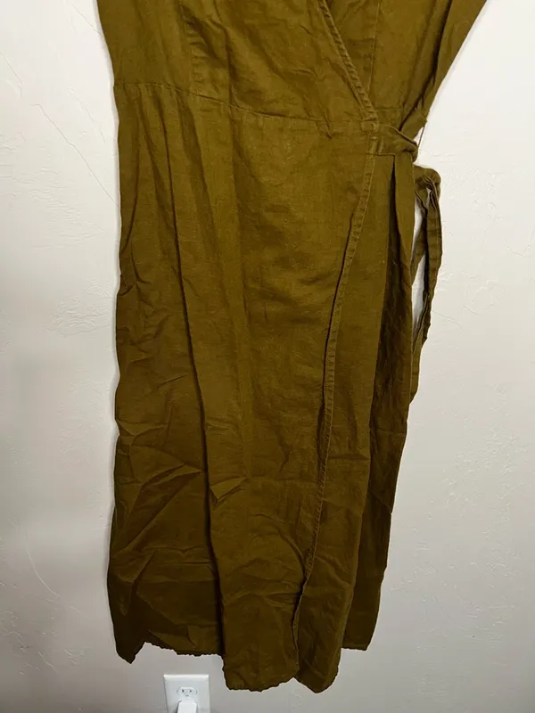 Banana Republic Linen Blend Olive Green Cap‎ Sleeve Wrap Dress - Image 4