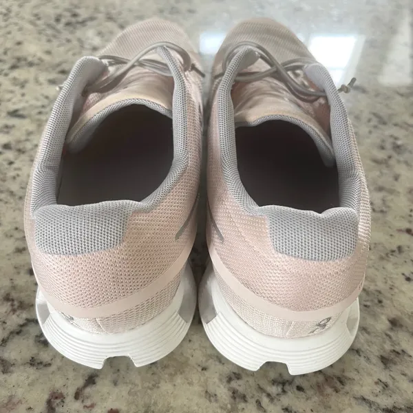 On Cloud 5 Running Shoes Womens 11 Pink Rose Athleisure Lightweight Sneakers - Image 4