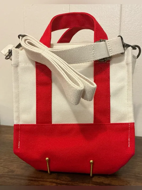 A Rare NWT Canvas Cotton Vans Lil Pergs Tote Bag Crossbody Handbag Bag - Image 3