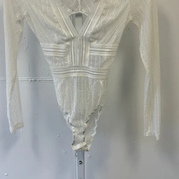 Hello Molly White Lace SheerLong Sleeve Open Back V-Neck Bodysuit Womens XS - Image 5