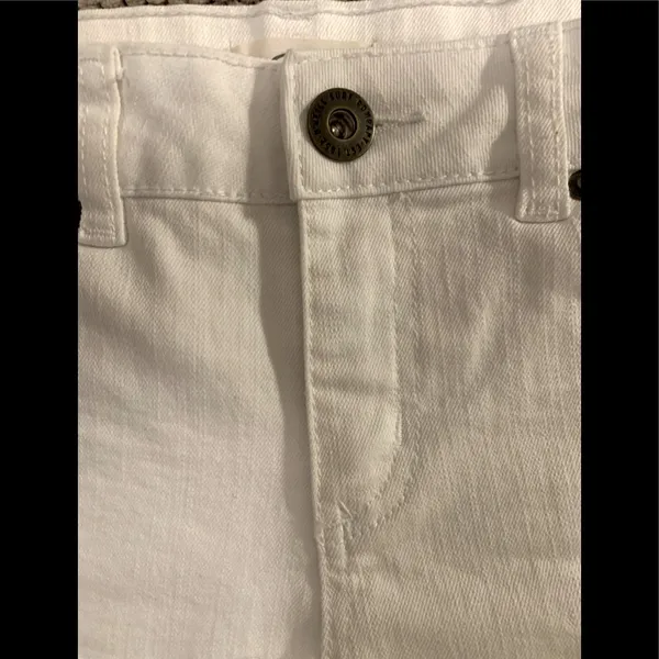 O'Neill white shorts - Image 3